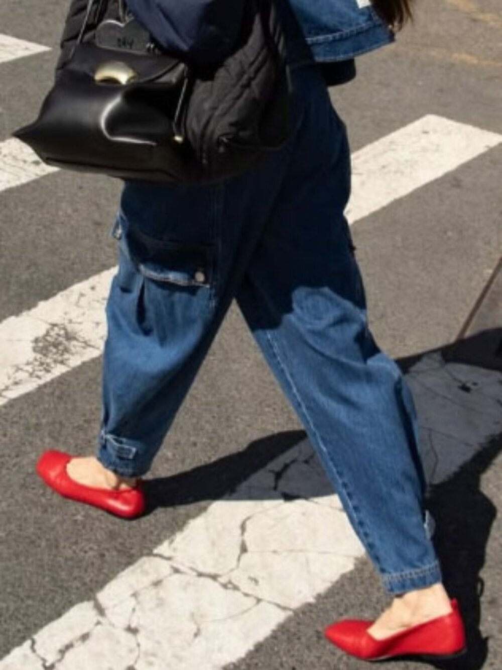 3.1 Phillip Lim Denim Tapered-Leg Utility Jeans - Picture 4 of 7